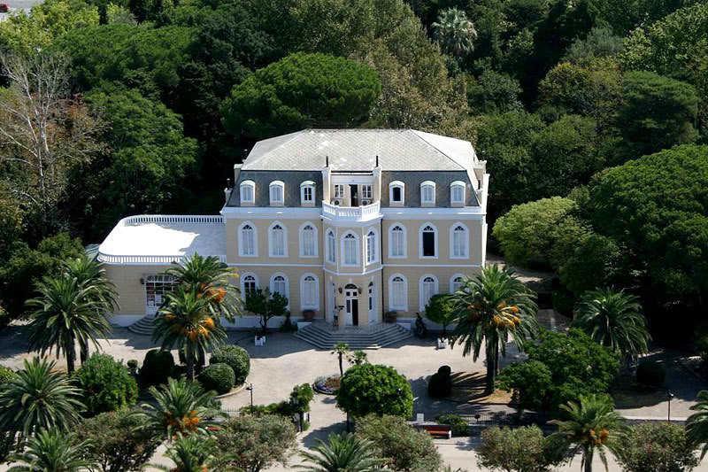 Sea & Mountain Villa